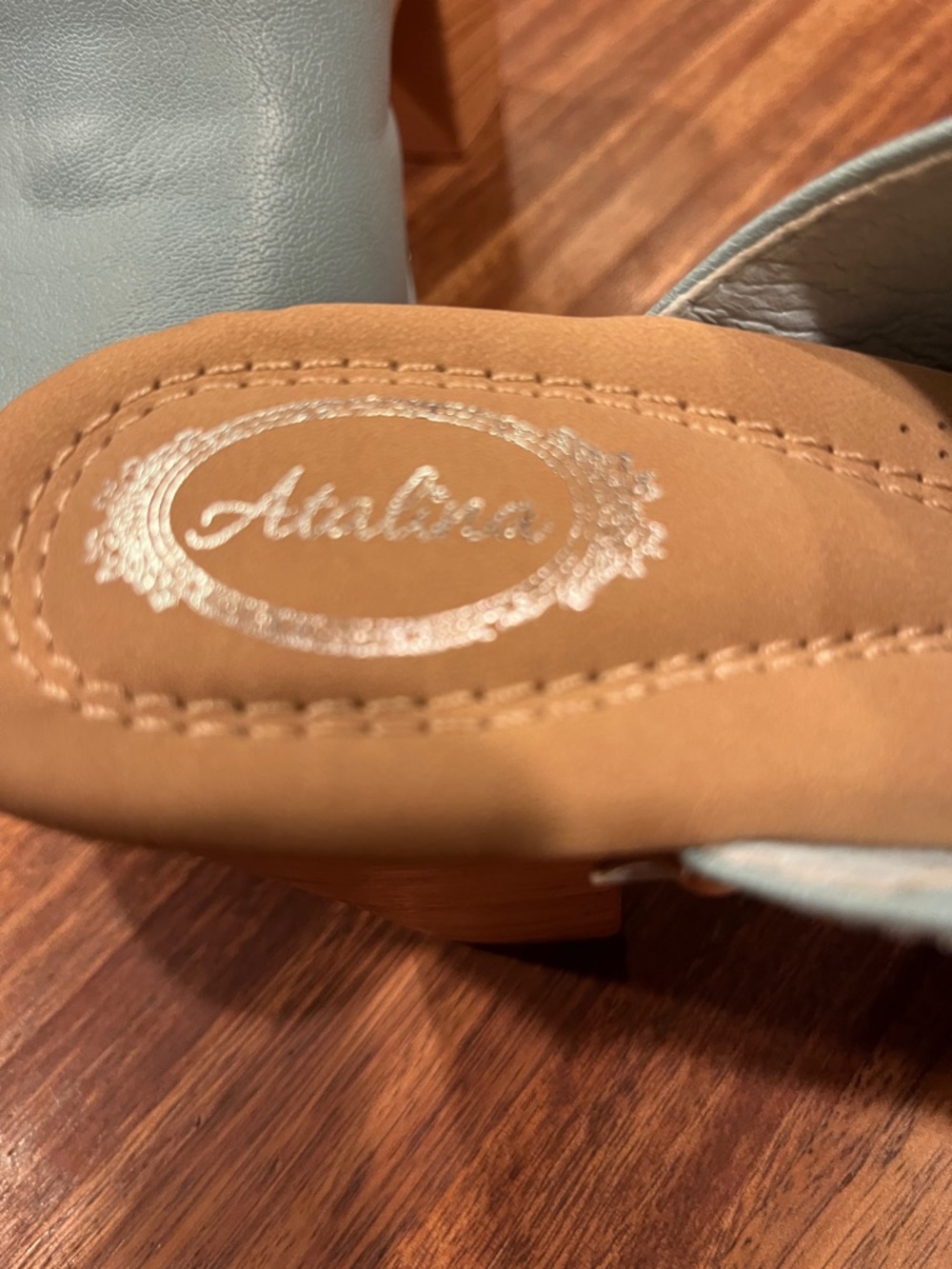 Atalina light blue platform clogs size 7 - Picture 3 of 10
